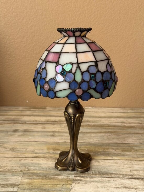 PartyLite Other - Vintage PartyLite Hydrangea Tiffany-Style Stained Glass Tealight Candleholder